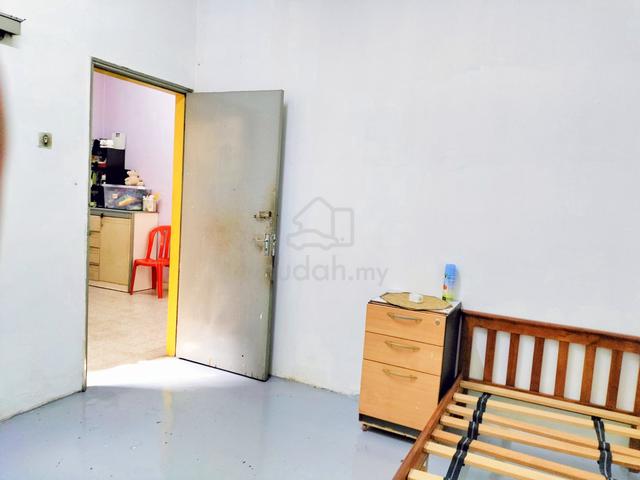 Bilik Sewa Seksyen 17 Petaling Jaya 1