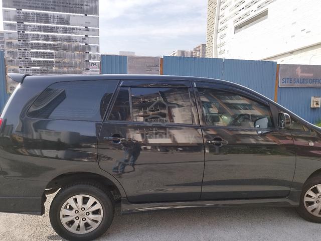 2012 Toyota INNOVA 2.0 E (A) - 4