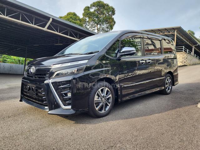 2021 Toyota VOXY 2.0 ZS KIRAMEKI III (A) - 1