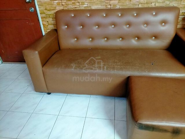 Sofa 3 seater  - photo 3 of 4
