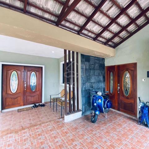 Seremban Taman Paroi Jaya Freehold Bungalow with 6bedrooms Facing Open 1