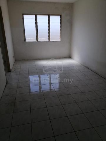 Teratai Apartment (Taman Bunga Raya) 1