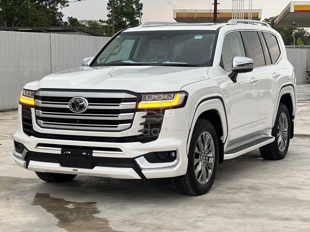 * 5470KM JBLModellis.. 2024 Toyota LANDCRUISER ZX - 2