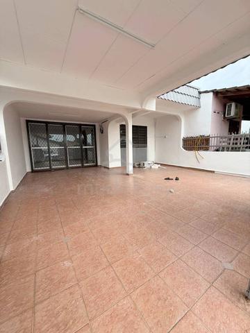 Melaka Batu Berendam Taman Mas Merah 1sty FREEHOLD Extended Hot Area 1