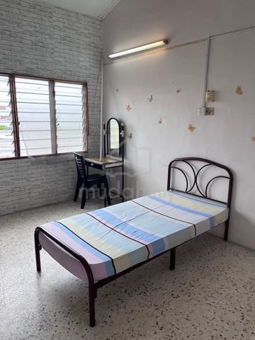 Room for rent 1