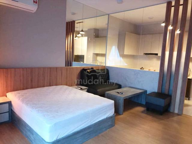 Bay Point @ Country Garden Danga Bay 1
