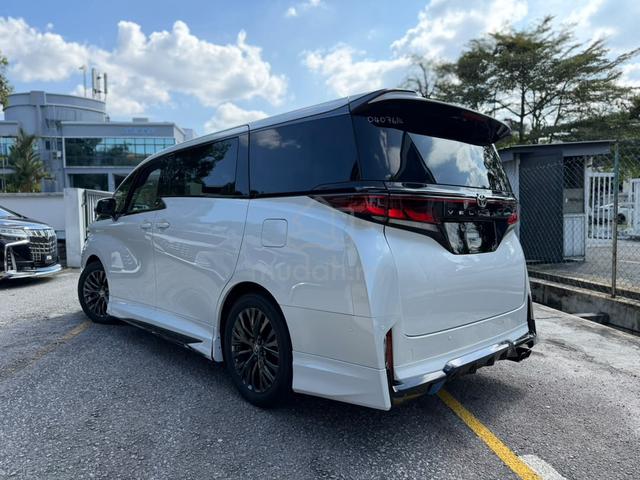 2025 Toyota VELLFIRE 2.4 Z PREMIER 4WD BLACK SEAT - 2