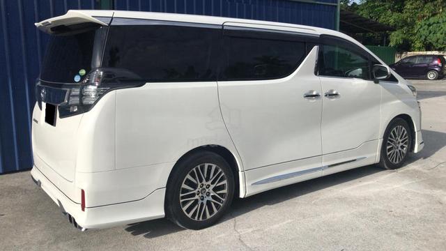 2015 Toyota VELLFIRE 2.5 ZG (loan kedai) - 2