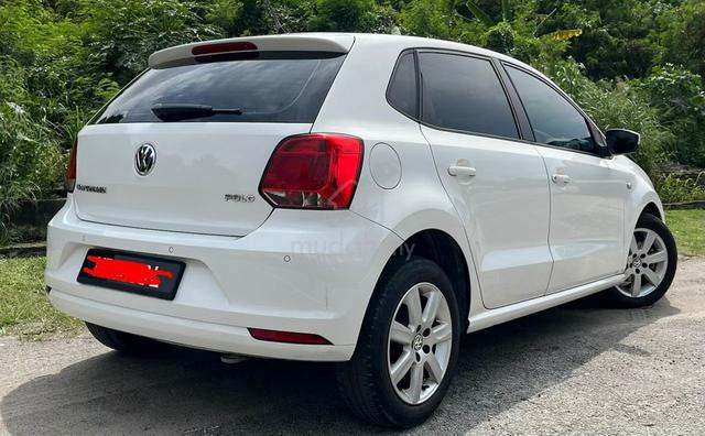 2014 Volkswagen POLO Hatchback 1.6(a) fullloancash - 2