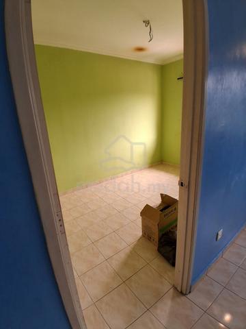 Permai Lake View Apartment 1