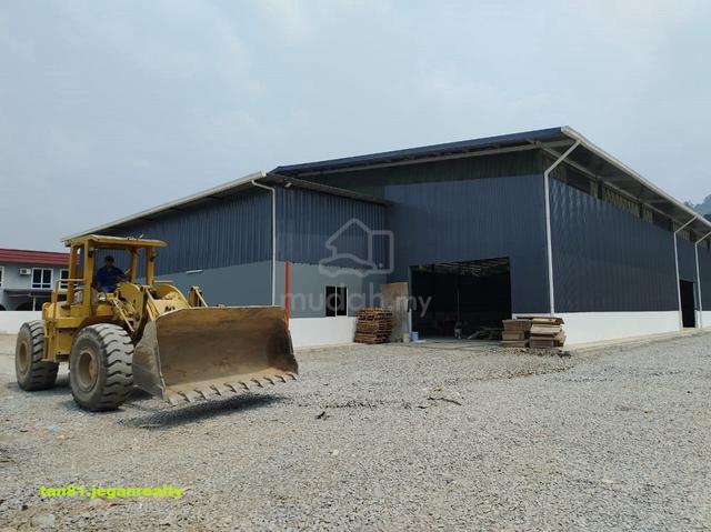 KK Inanam (Raodside) industrial Warehouse   ((( FOR Rent ))). 1