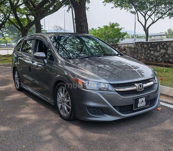 BLACKLIST LON 2013 Honda STREAM 1.8 I-VTEC RSZ (A) - 1