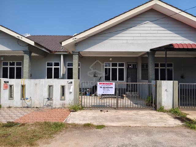 Teres  Setingkat Taman Al Azeem, Tembila, Besut. 1