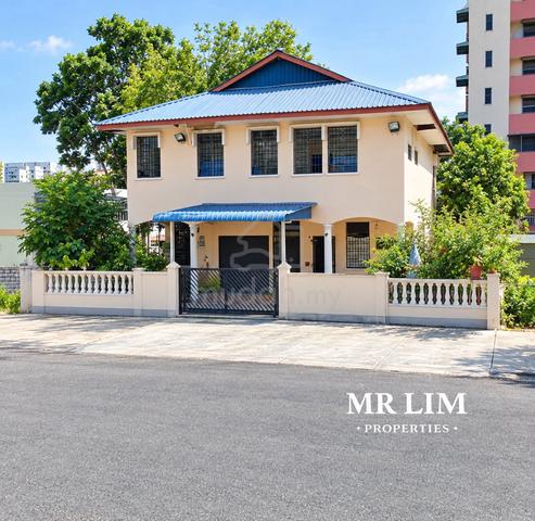 BIG! Bungalow(15,000sf) with Land Georgetown (commercial use)) 1