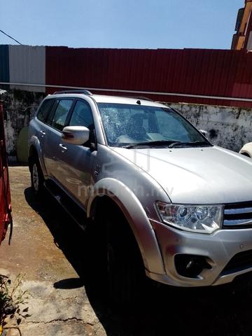 Mitsubishi Pajero 2.5 4x4 (A) 2013 - 4