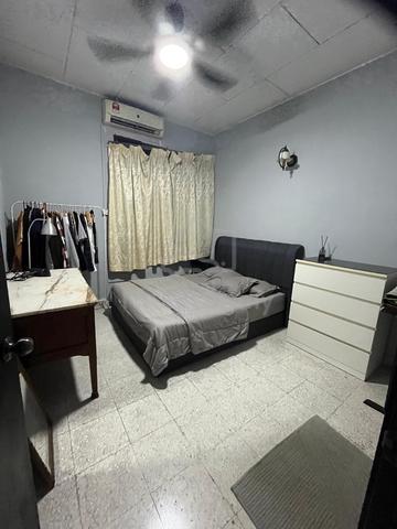 Master Bedroom at Padi Mahsuri Bandar Baru Uda Tampoi Near Angsana CIQ 1