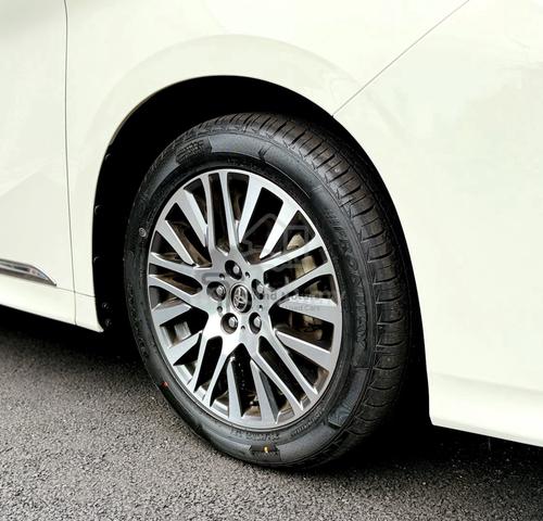 2015 Toyota ALPHARD 2.5 (A)  SC Facelift - 4