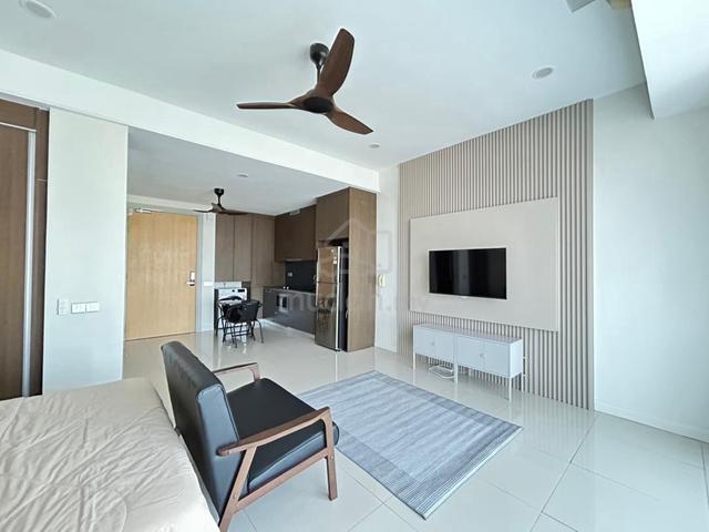 Grand Medini 1