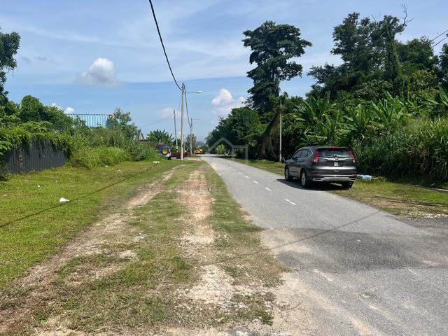 Premium Residential Flatland with Road Frontage at Nuri Indah Rasah Jy 1