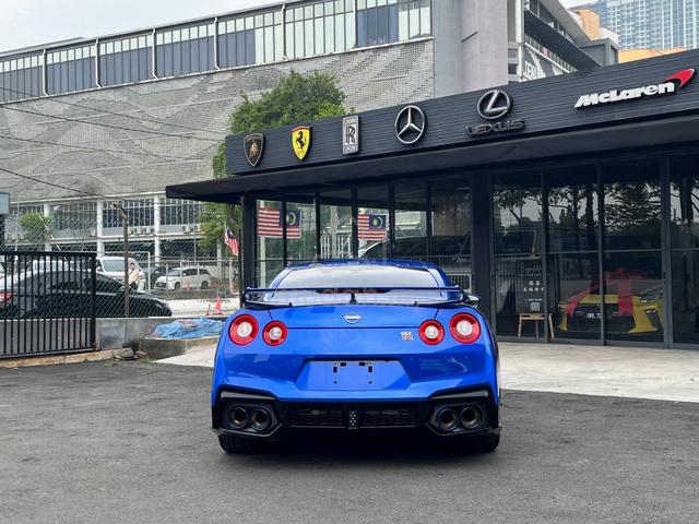 2024 Nissan GT-R 3.8 PREMIUM EDITION GTR/R35 - 4