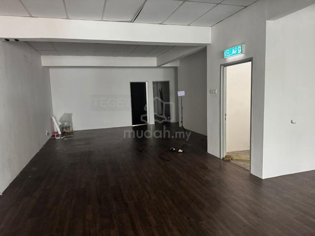 Puncak Alam Pusat Perdagangan Hillpark Avenue Shop Lot 22x70 First 1