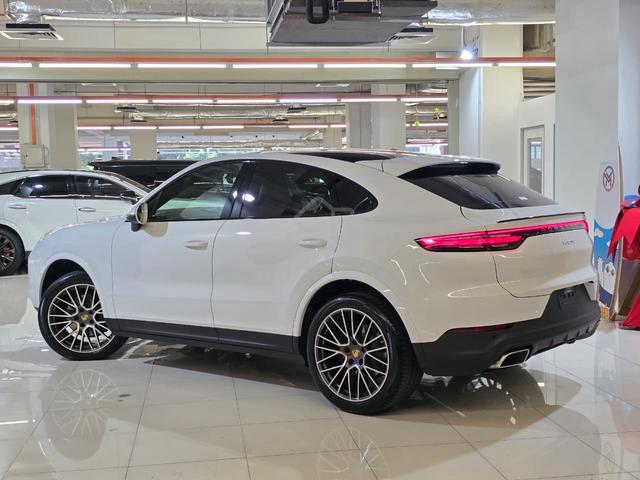 2022 Porsche CAYENNE / SPORT CHRONO / 5 YRS WARR - 2