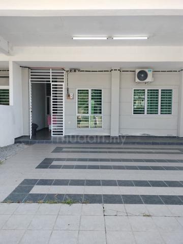 Lahatmines Super Lake View Villa For rent 1