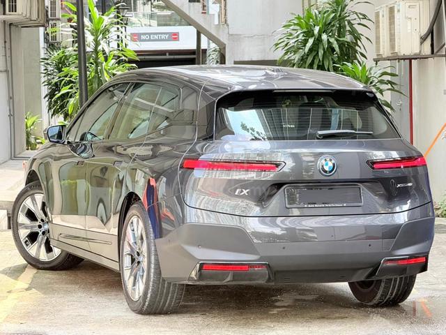 BMW IX xDRIVE40 OriMiles 7K UnderWarranty OriPaint - 4