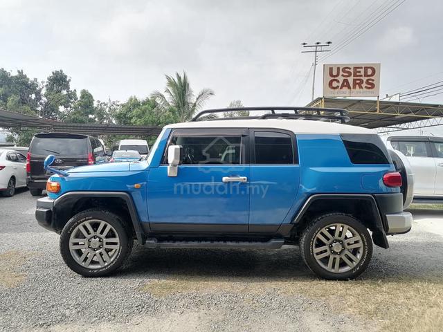 2011 Toyota FJ CRUISER 4.0(A) BOLEH LOAN - 4
