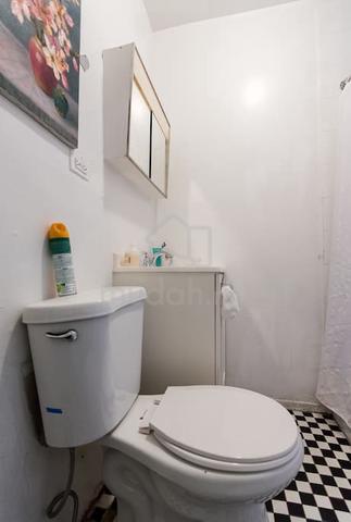 KL Freehold Condo 🌇 Near Mid Valley & TRX | Monthly 1.5K+ 1