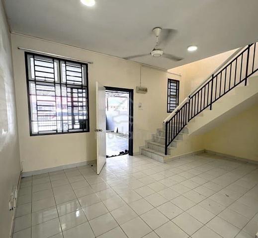 near 2nd Link Tuas CIQ - Nusa Bayu, Gelang Patah 2 Storey Medium Cost 1