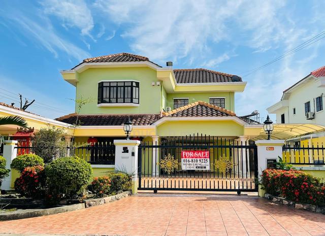 Taman Kingfisher Bungalow 1