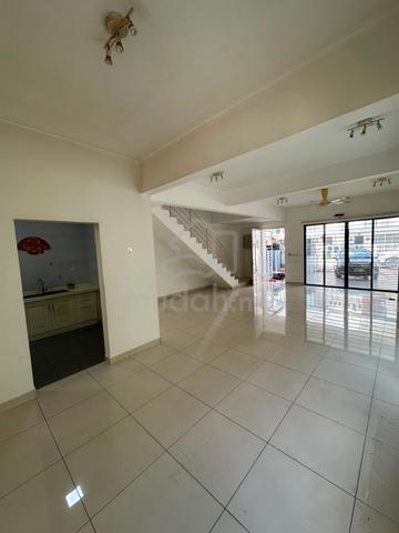 3 Storey Terrace Landed Suria Homes, Taman Sri Segambut Kepong 1