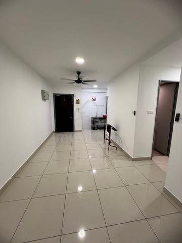 KL Traders Square Residences 1