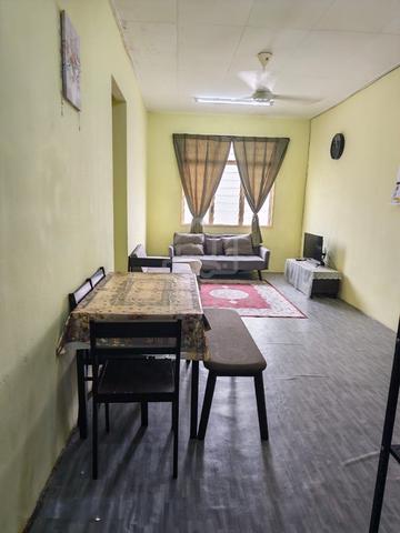 Flat Bukit Indah 1
