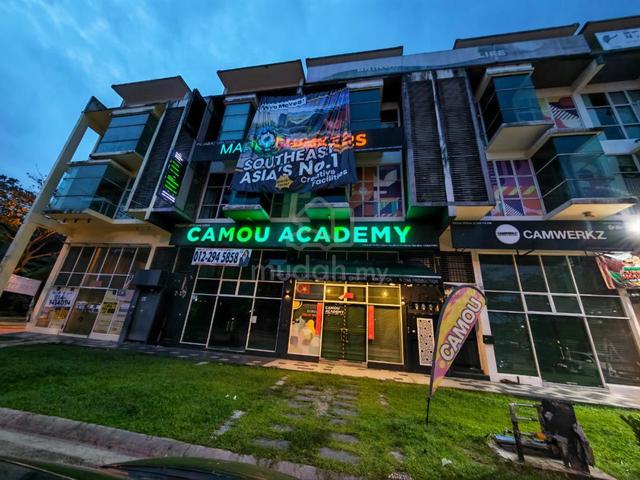 Danga Utama near Sutera, Skudai tampoi 3.5 storeys shoplotsx 2 Rent 1