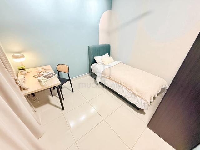 Best Room in Town!🎊premium Single Room in Puchong! 1