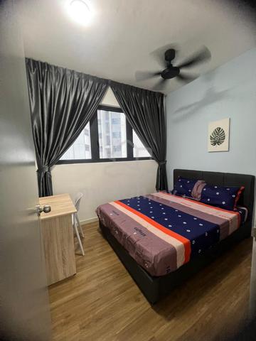 M Vertica Middle Room For Rent, Female Only 1