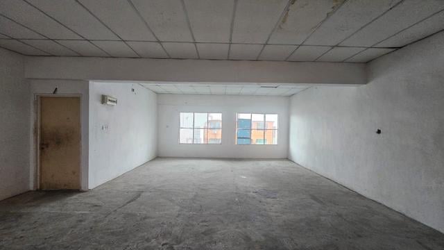 Politeknik Commercial Centre | Suitable for office, room rental 1