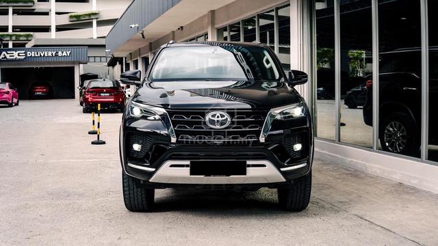 Toyota FORTUNER 2.7 SRZ FACELIFT 4WD P.BOOT 2022 - 3