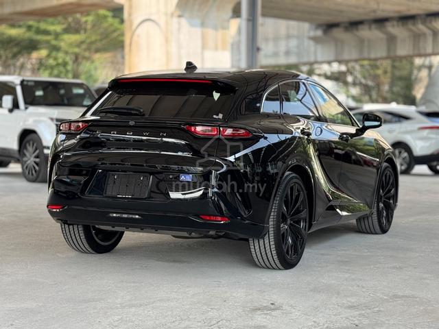 2025 Toyota Crown Sport Z 2.5 / 7K KM ONLY - 3