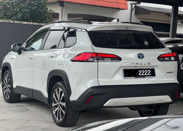 2022 Toyota Corolla Cross 1.8Hybrid 19k Mileage FL - 3