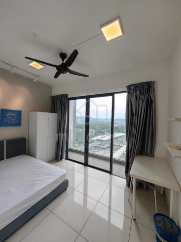 Near Kwasa Damansara / MRT Kg Selamat Premium Rooms @ D'sara Sentral 1