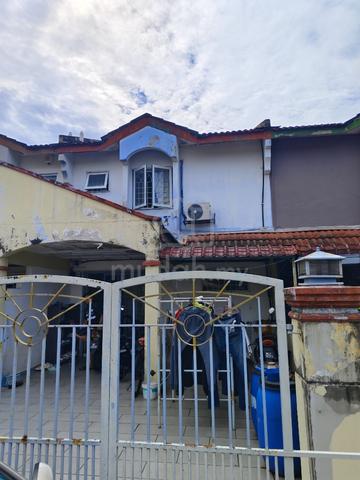 2 storey , taman sri indah , balakong 1
