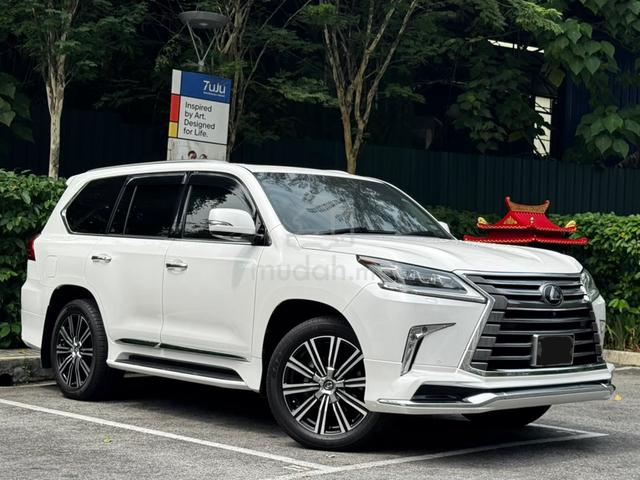 2019 Lexus LX570 5.7 V8 MARK LEVINSTON HUD SUNROOF - 1