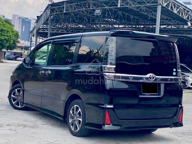 2018 Toyota VOXY 2.0 ZS KIRAMEKI 7-SEATER F/SPEC - 2