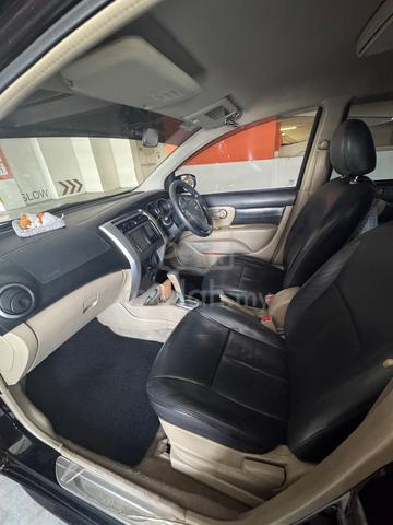 2014 Nissan GRAND LIVINA 1.6 CLASSIC/COMFORT - 4