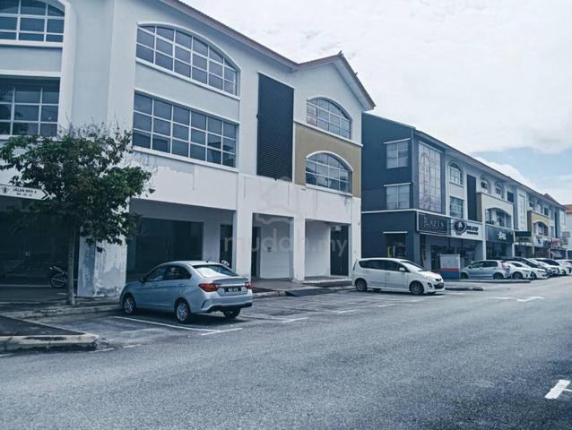 3 storey Shoplot taman bukit kepayang 1