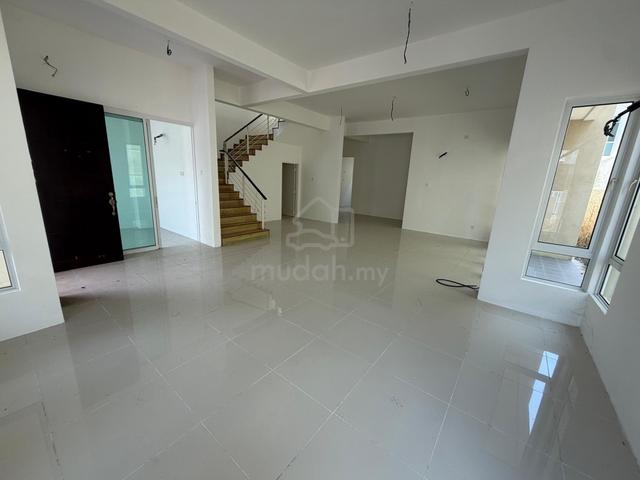 Alma Hillpark Residence G/Guarded 2-Storey Zerolot Bungalow For Rent ! 1