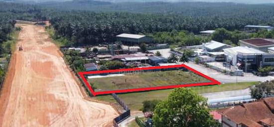 Flat Industrial Land w/ Ready Solid Fencing, Bandar Rinching Semenyih 1